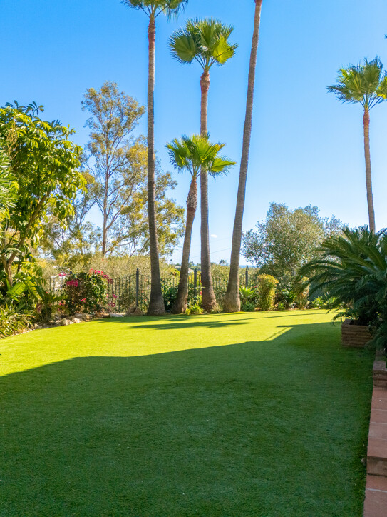 Villa in Nueva Atalaya, Estepona East