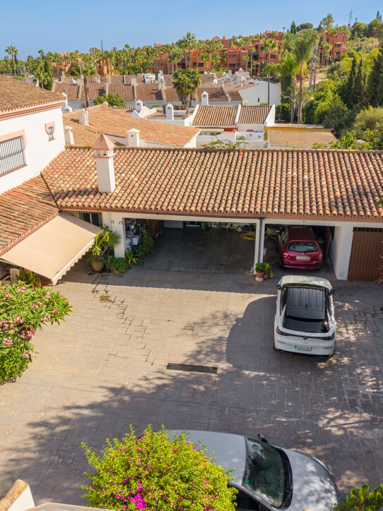 Villa in Nueva Andalucía