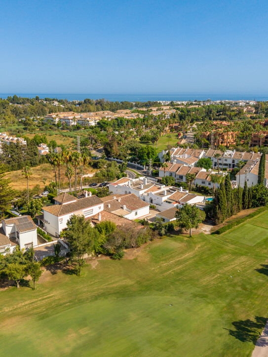 Villa in Nueva Andalucía