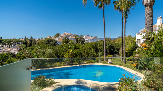Town House in Marbella Golden Mile