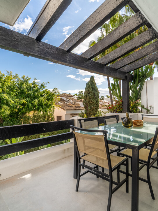 Duplex Penthouse in Marina Puente Romano
