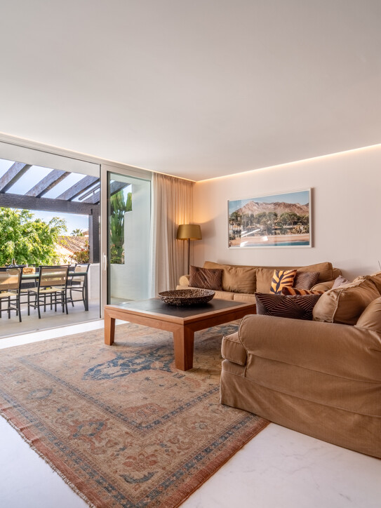 Duplex Penthouse in Marina Puente Romano