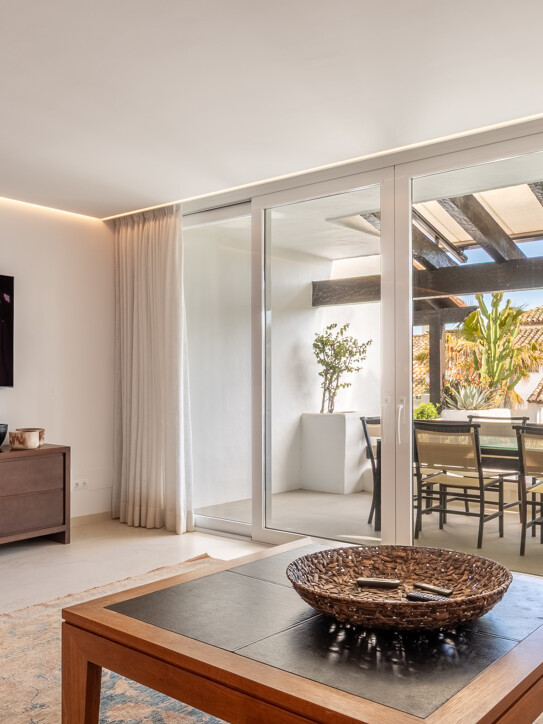 Duplex Penthouse in Marina Puente Romano