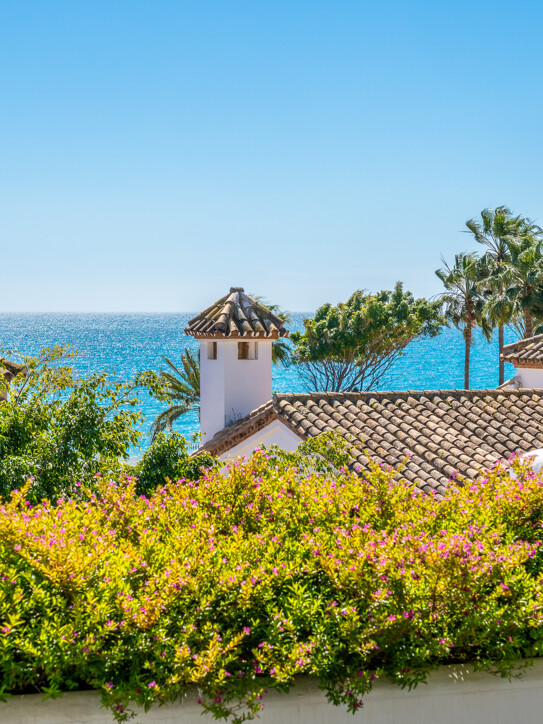 Duplex Penthouse in Marina Puente Romano