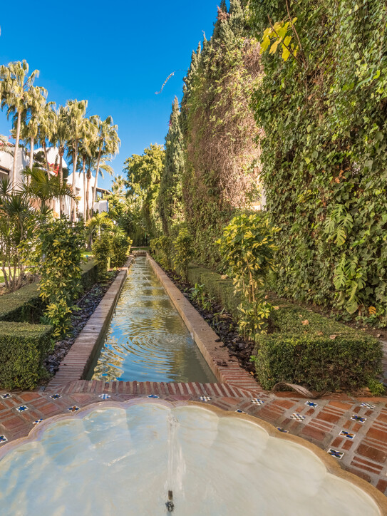 Duplex Penthouse in Marina Puente Romano