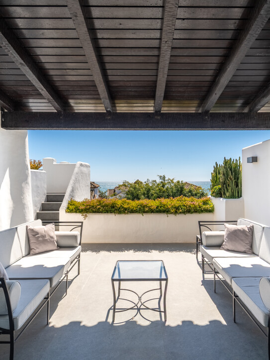 Duplex Penthouse in Marina Puente Romano