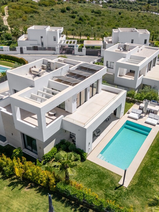 Villa in La Finca de Marbella, Marbella East