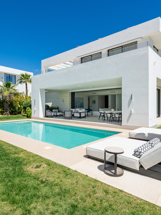 Villa in La Finca de Marbella, Marbella East