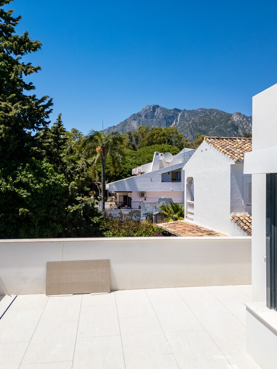 Villa in Huerta Belón, Marbella