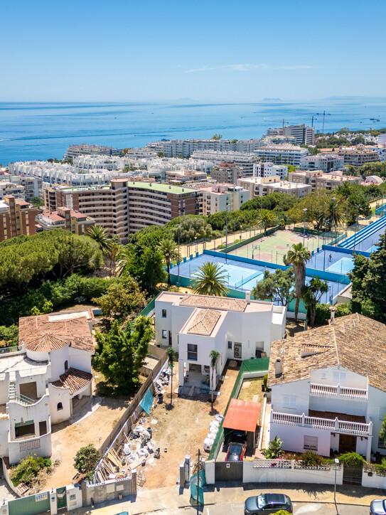 Villa in Huerta Belón, Marbella