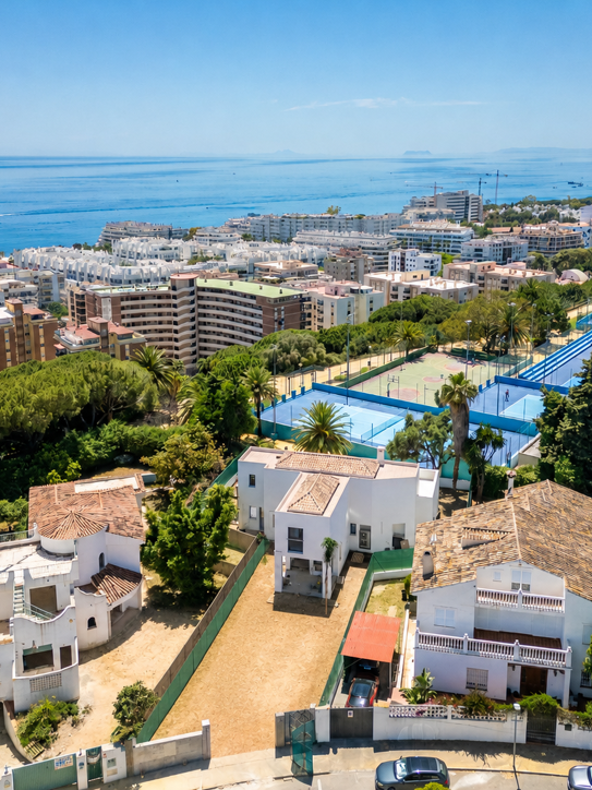 Villa in Huerta Belón, Marbella