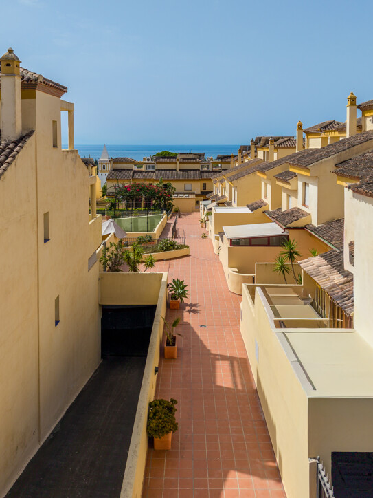 Semi Detached townhouse in Marbella Golden Mile