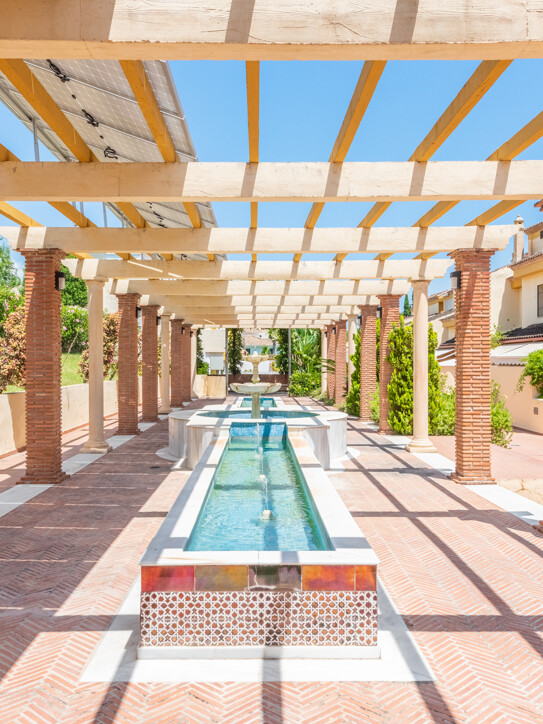 Semi Detached townhouse in Marbella Golden Mile