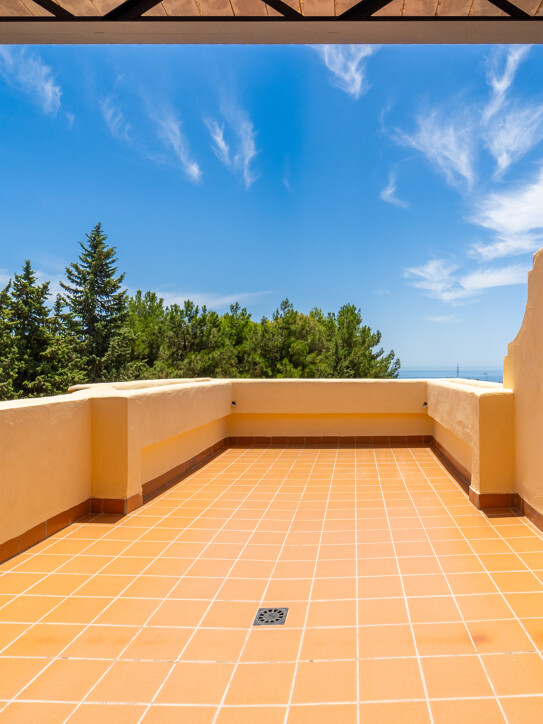 Semi Detached townhouse in Marbella Golden Mile
