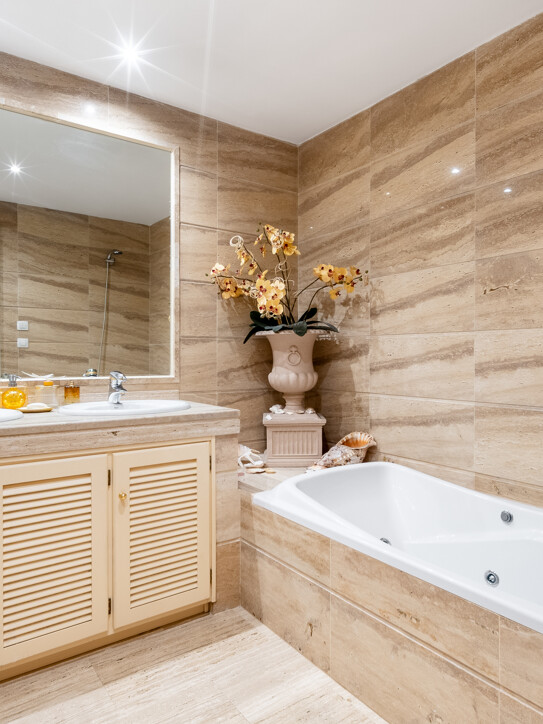 Apartment in Nueva Andalucía