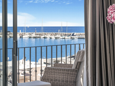 Benabola 209 Penthouse