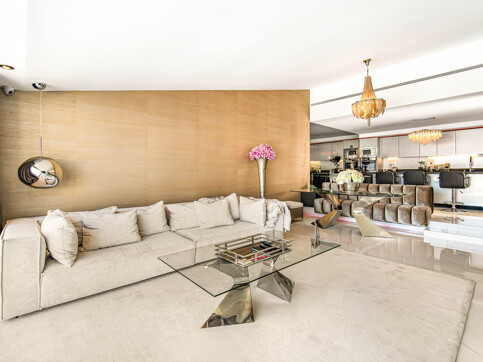 Benabola 209 Penthouse