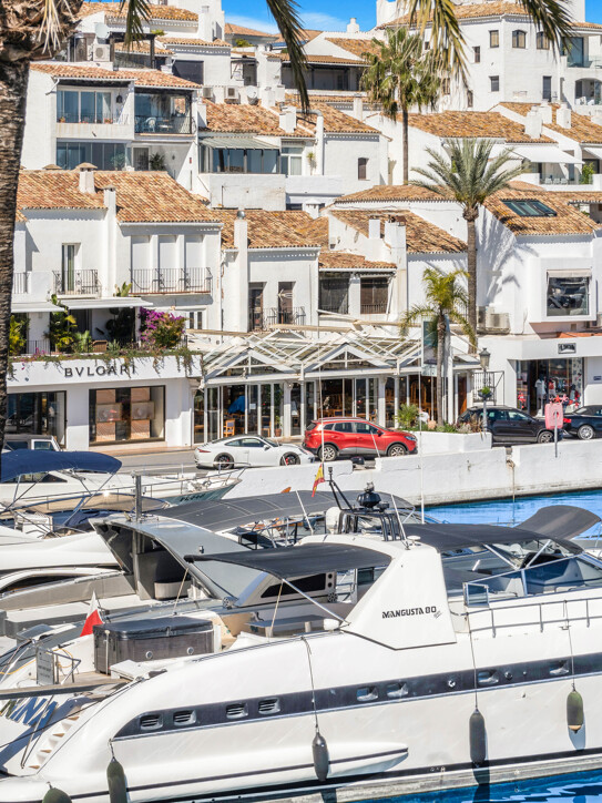 Penthouse in Puerto Banús