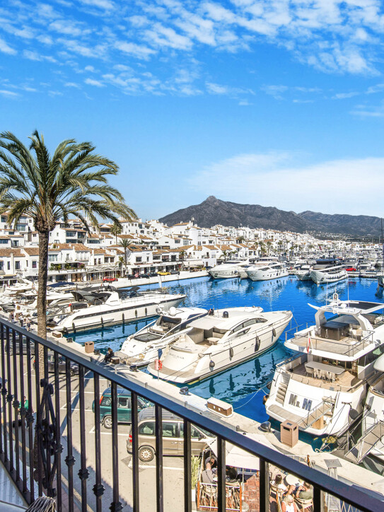 Penthouse in Puerto Banús