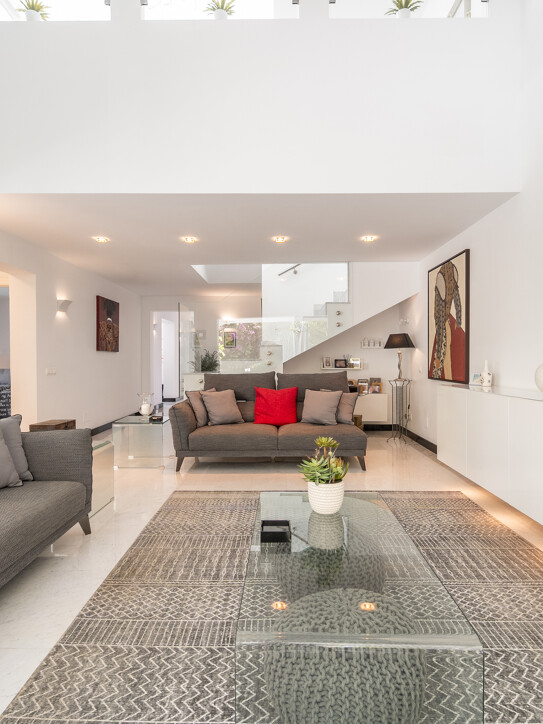Semi Detached Villa in Marbella Golden Mile