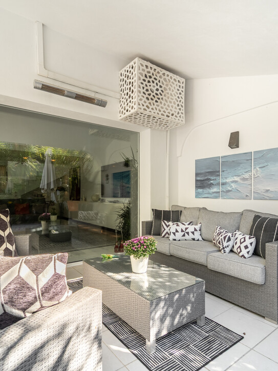 Semi Detached Villa in Marbella Golden Mile