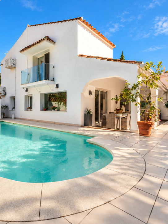 Semi Detached Villa in Marbella Golden Mile