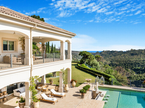 Casa Colinas