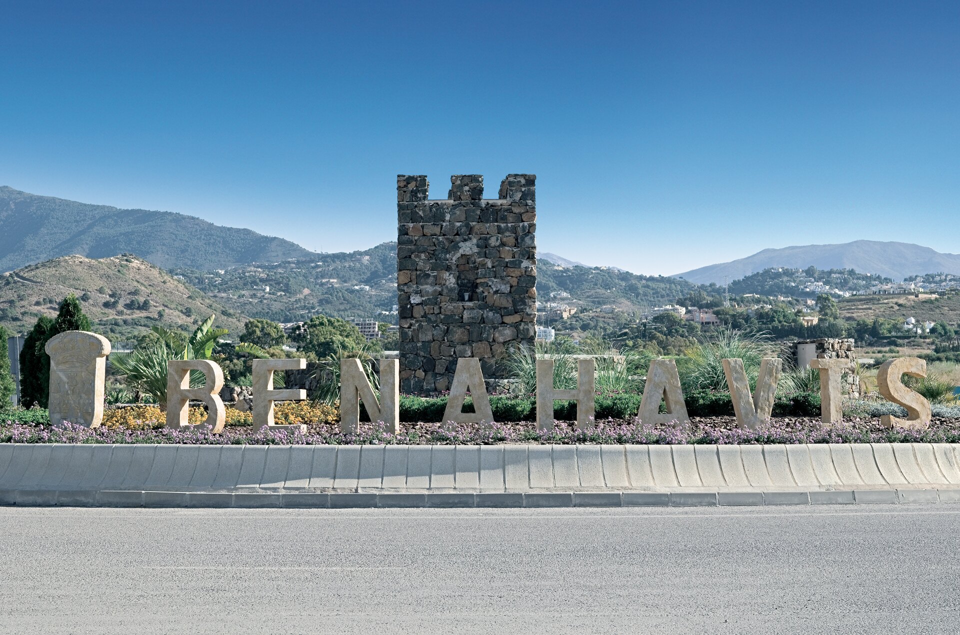 Fuente Lirios, apartamentos y áticos en el centro de Benahavís