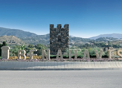 Fuente Lirios, apartments and penthouses in the center of Benahavís