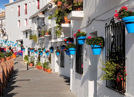 Valley Views, exclusive apartments and penthouses with sea views in Mijas.