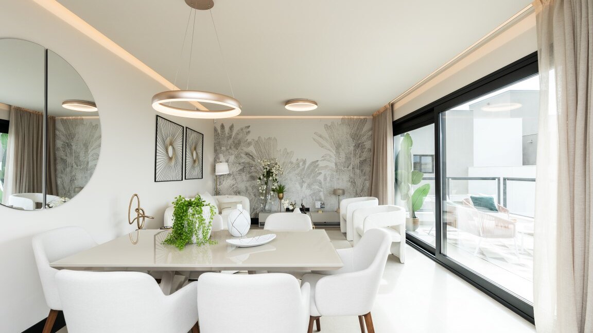 Marbella Lake, a modern development at the heart of Golf Valley in Nueva Andalucía.
