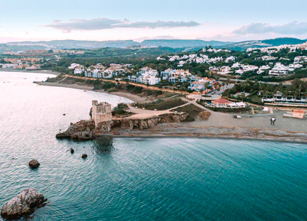 Solemar, contemporary apartments with amazing seaviews in Casares Beach.