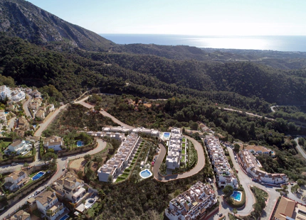 Almazara Views, adosadas de estilo contemporáneo y totalmente integradas en la naturaleza.