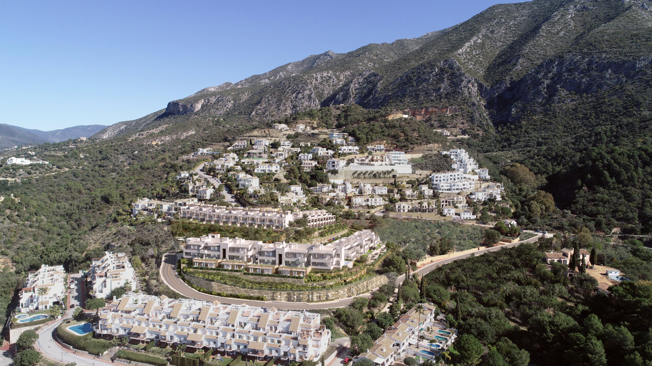 Almazara Views, contemporary townhouses fully integrated in nature.