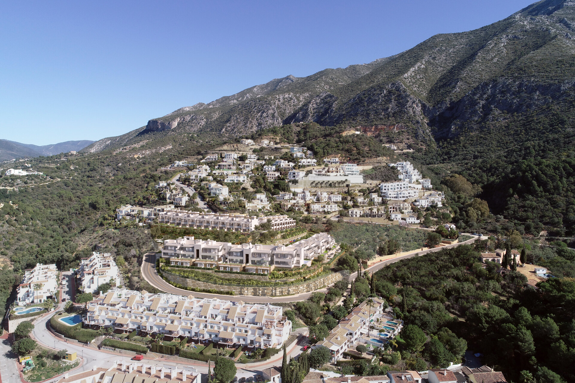 Almazara Views, contemporary townhouses fully integrated in nature.