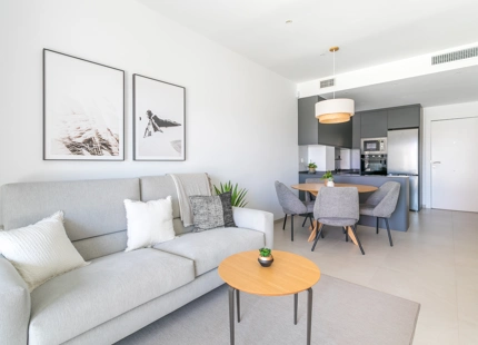 Eden Beach, apartments with sea views near the beach in Torrevieja