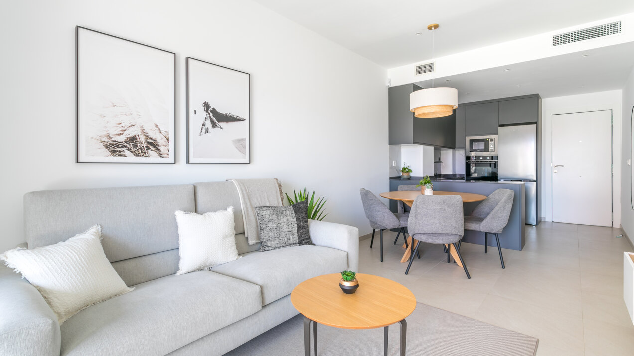 Eden Beach, apartments with sea views near the beach in Torrevieja