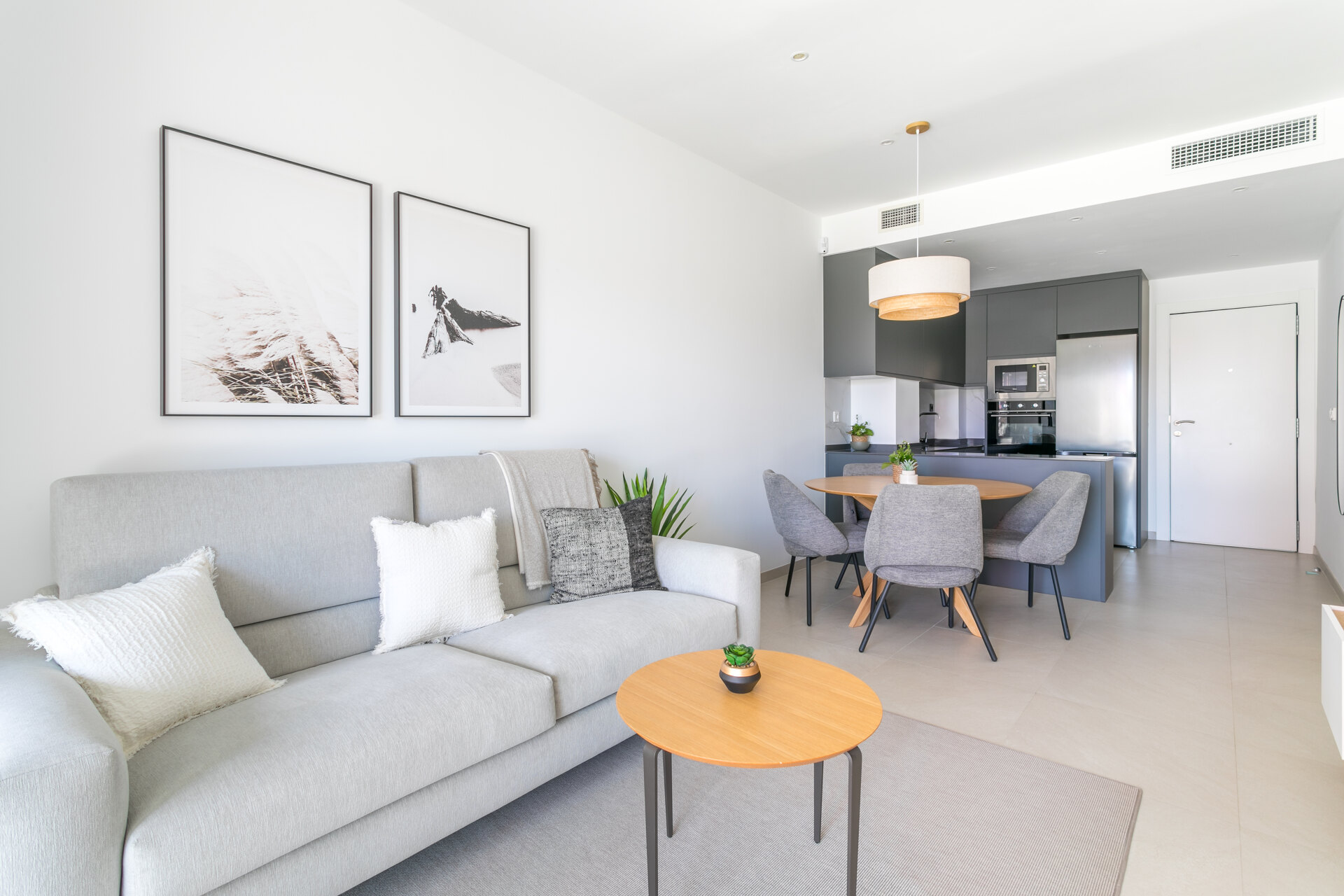 Eden Beach, apartamentos con vistas al mar cerca de la playa en Torrevieja