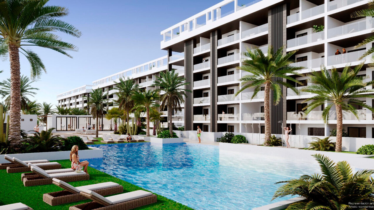 Eden Beach, apartments with sea views near the beach in Torrevieja
