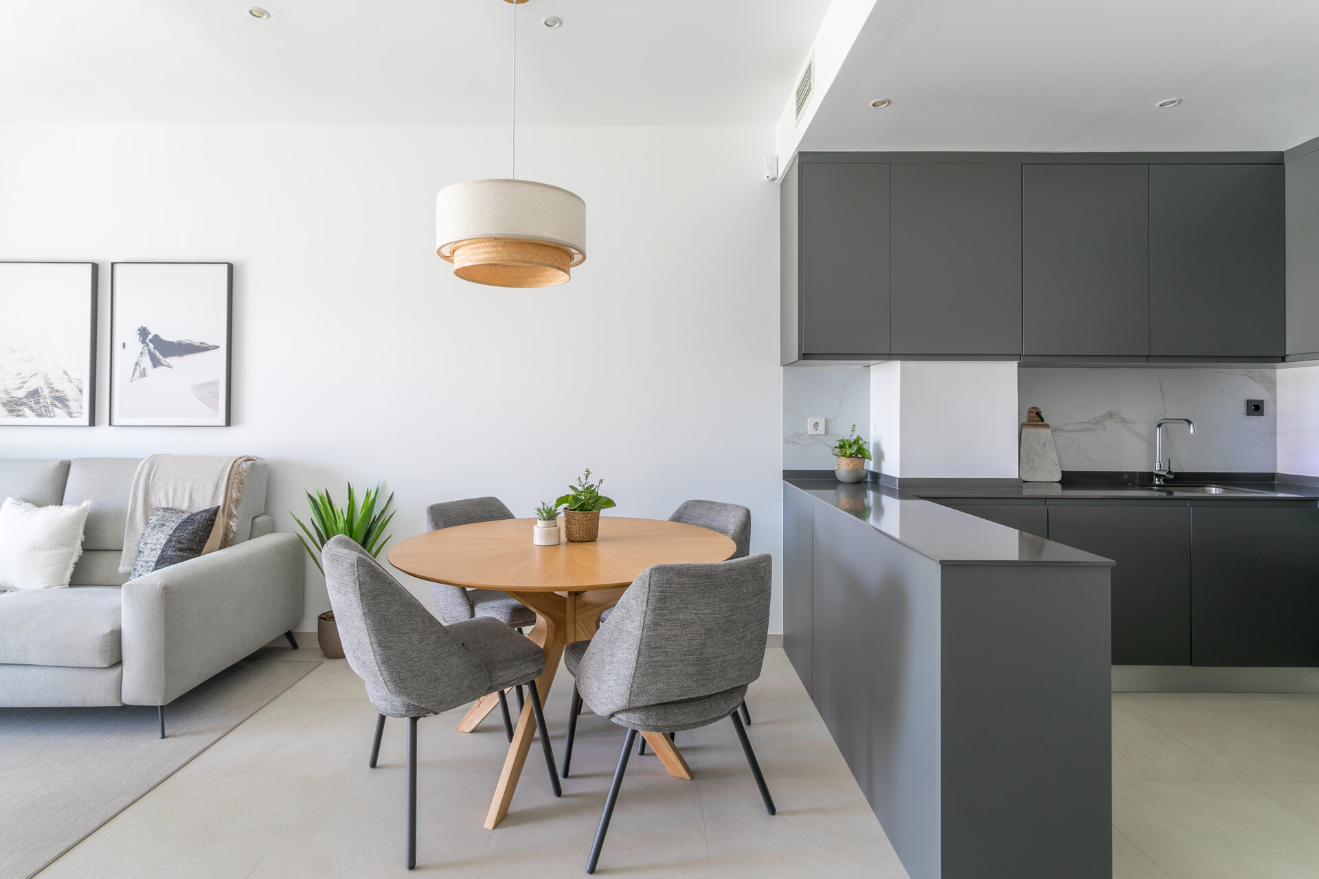 Eden Beach, apartamentos con vistas al mar cerca de la playa en Torrevieja