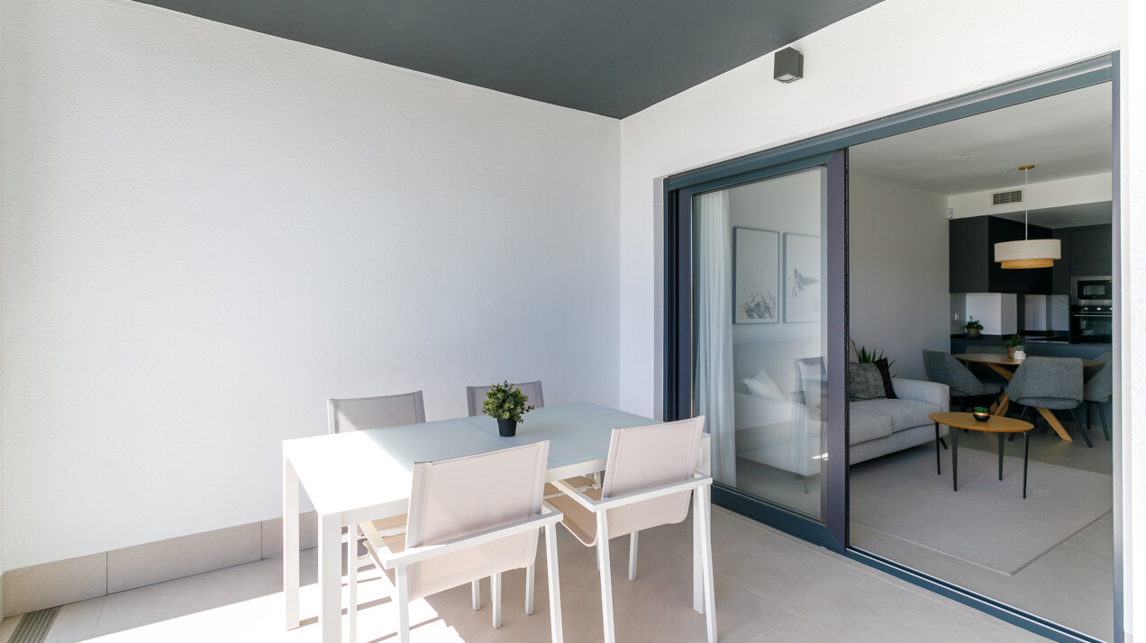 Eden Beach, apartments with sea views near the beach in Torrevieja