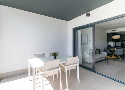 Eden Beach, apartments with sea views near the beach in Torrevieja