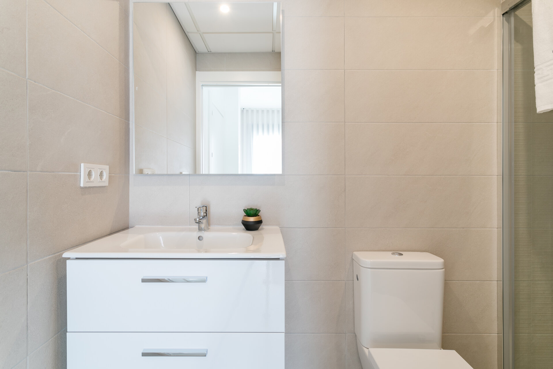Eden Beach, apartamentos con vistas al mar cerca de la playa en Torrevieja