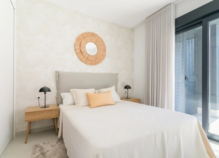 Eden Beach, apartments with sea views near the beach in Torrevieja