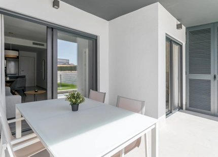 Eden Beach, apartments with sea views near the beach in Torrevieja