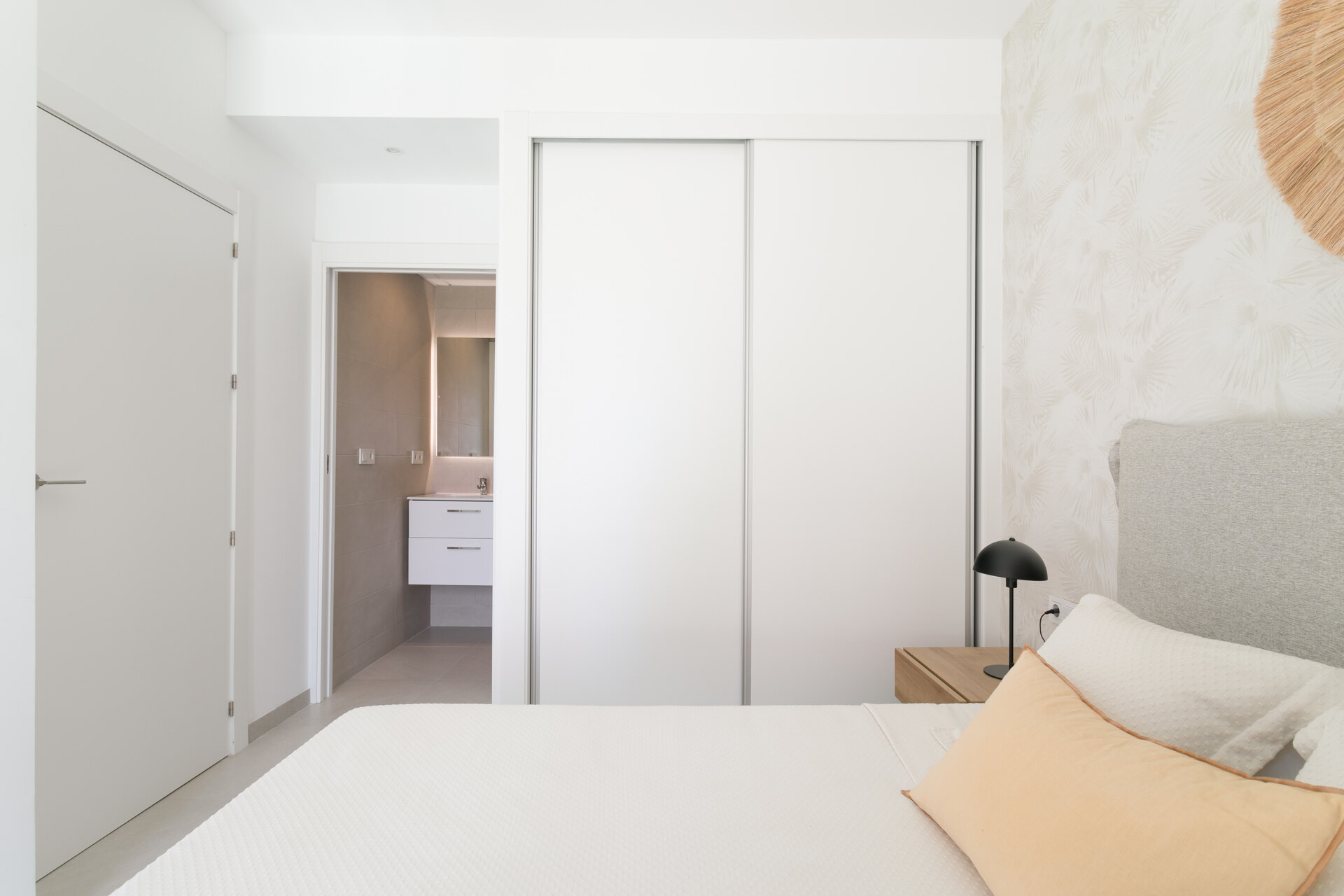 Eden Beach, apartamentos con vistas al mar cerca de la playa en Torrevieja