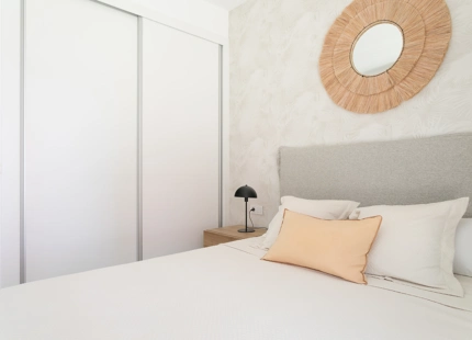 Eden Beach, apartments with sea views near the beach in Torrevieja