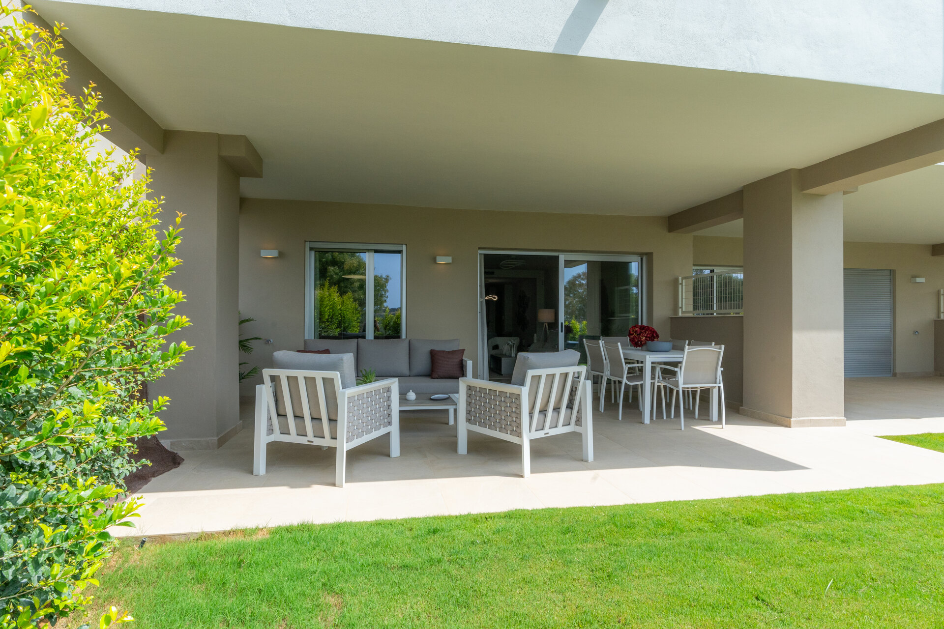 Sunny Golf, modern frontline golf apartments and penthouses in Estepona.