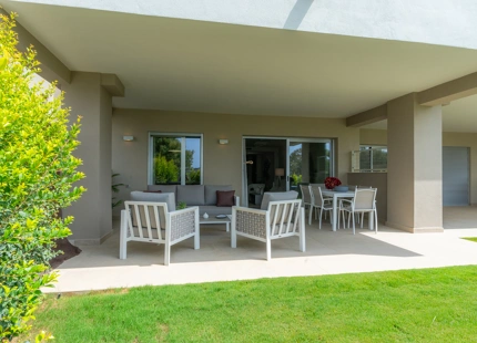 Sunny Golf, modern frontline golf apartments and penthouses in Estepona.