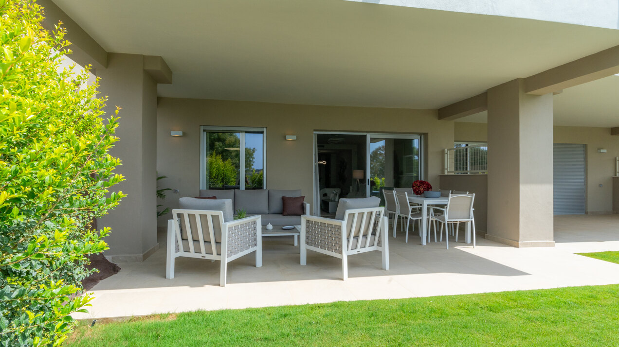 Sunny Golf, modern frontline golf apartments and penthouses in Estepona.